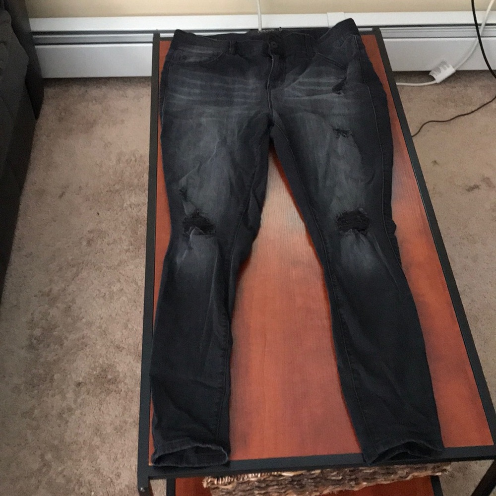Distressed Black Torrid Jeans size 14